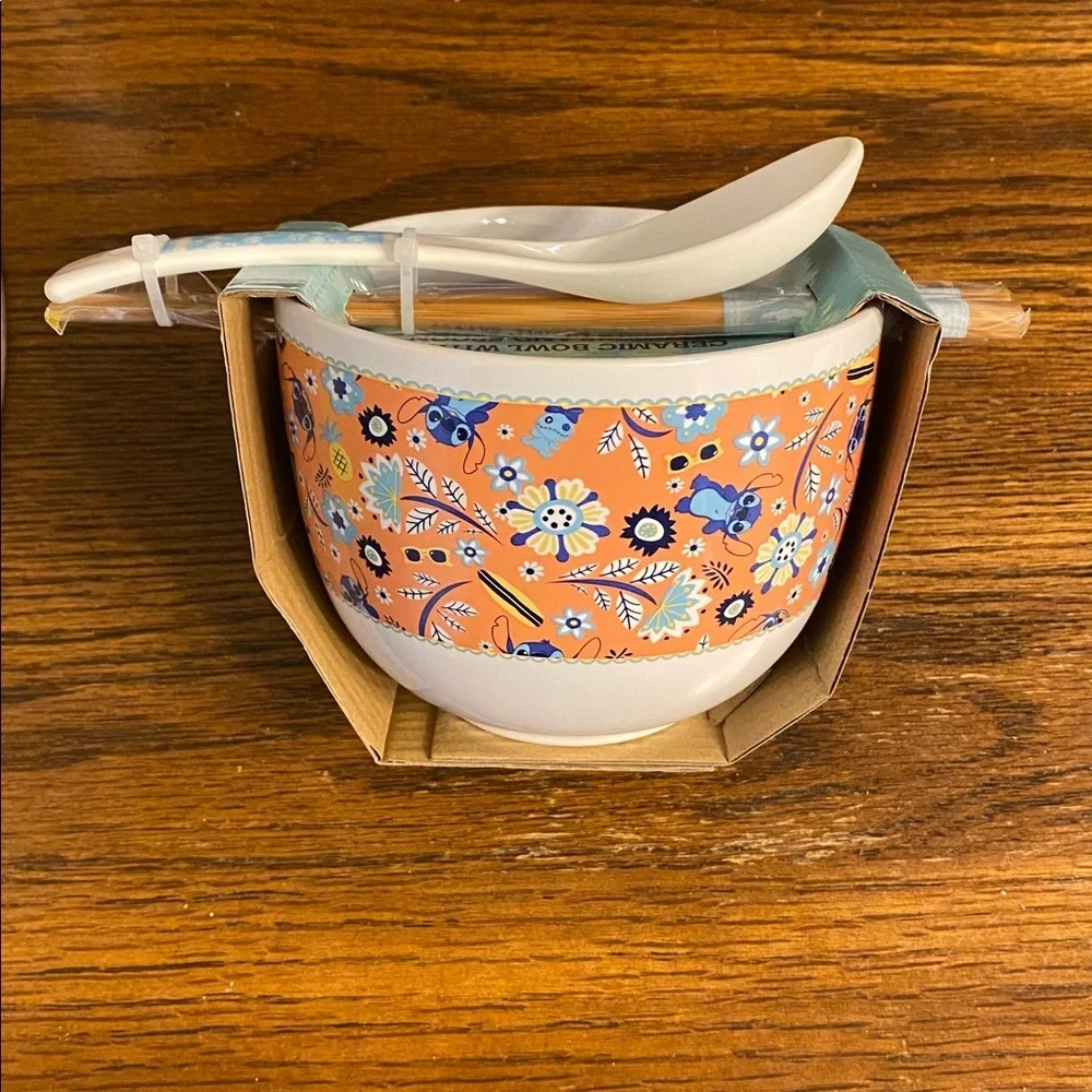 Disney Stitch Ceramic Noodle Bowl Set with Chopsticks & Spoon 20 oz NWT